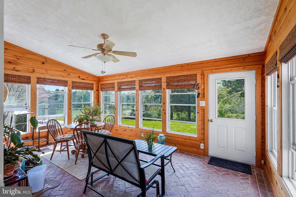 6227 LIBERTY RD, BEALETON, Virginia, 3 Bedrooms Bedrooms, ,3 BathroomsBathrooms,Residential,6227 LIBERTY RD,VAFQ2021562 MLS # VAFQ2021562