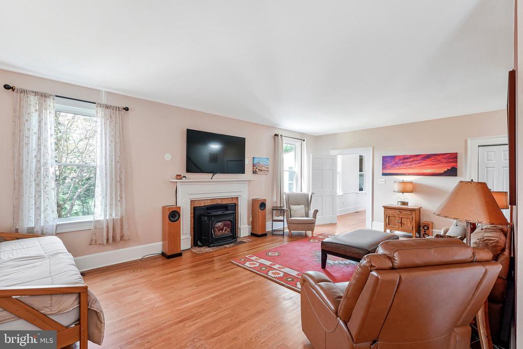 6227 LIBERTY RD, BEALETON, Virginia, 3 Bedrooms Bedrooms, ,3 BathroomsBathrooms,Residential,6227 LIBERTY RD,VAFQ2021562 MLS # VAFQ2021562