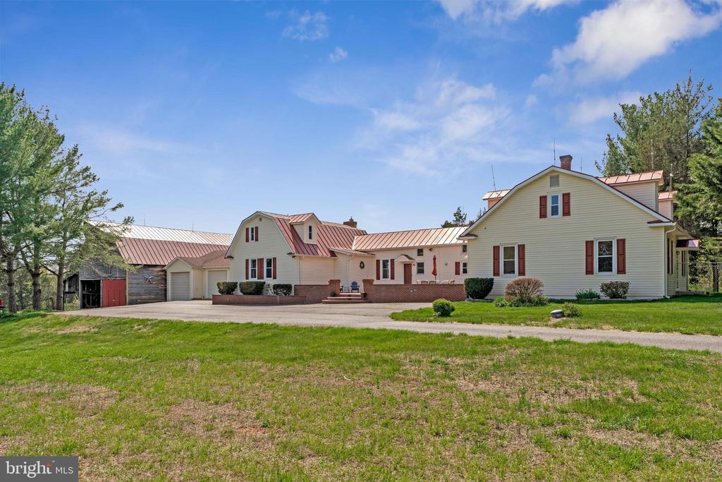 6227 LIBERTY RD, BEALETON, Virginia, 3 Bedrooms Bedrooms, ,3 BathroomsBathrooms,Residential,6227 LIBERTY RD,VAFQ2021562 MLS # VAFQ2021562