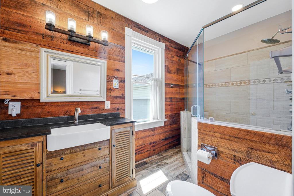 6227 LIBERTY RD, BEALETON, Virginia, 3 Bedrooms Bedrooms, ,3 BathroomsBathrooms,Residential,6227 LIBERTY RD,VAFQ2021562 MLS # VAFQ2021562