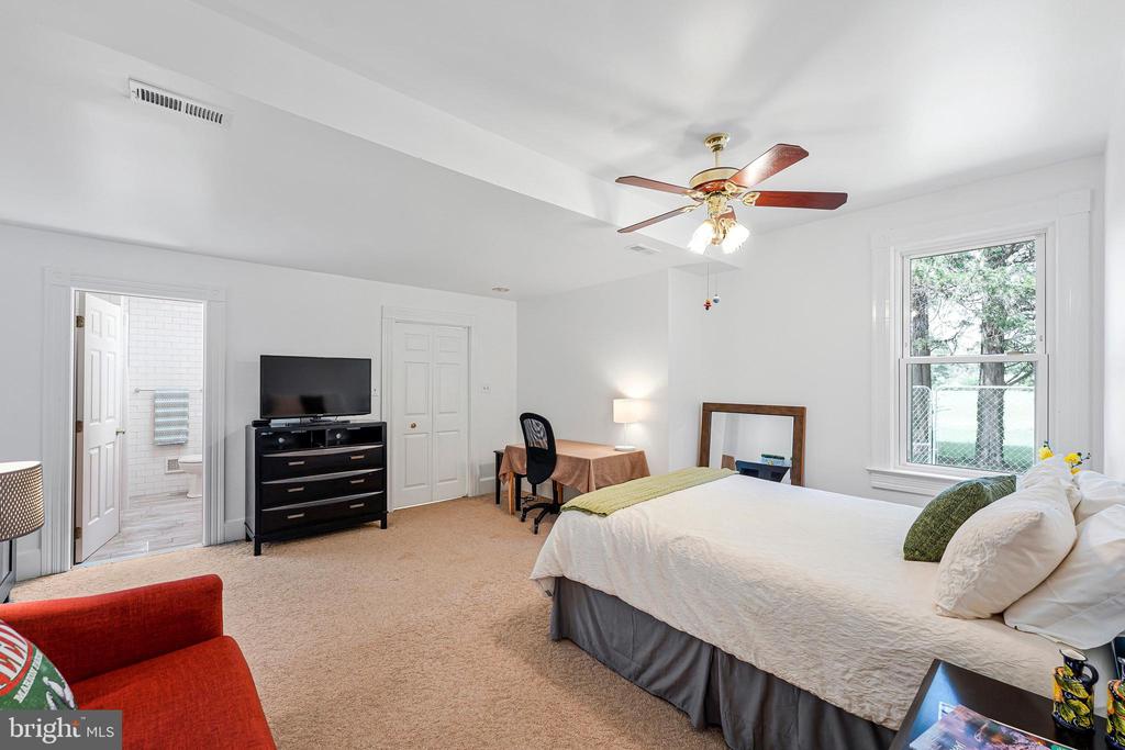 6227 LIBERTY RD, BEALETON, Virginia, 3 Bedrooms Bedrooms, ,3 BathroomsBathrooms,Residential,6227 LIBERTY RD,VAFQ2021562 MLS # VAFQ2021562