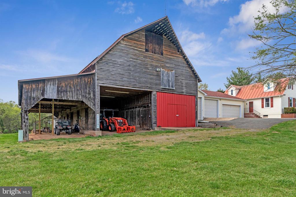 6227 LIBERTY RD, BEALETON, Virginia, 3 Bedrooms Bedrooms, ,3 BathroomsBathrooms,Residential,6227 LIBERTY RD,VAFQ2021562 MLS # VAFQ2021562