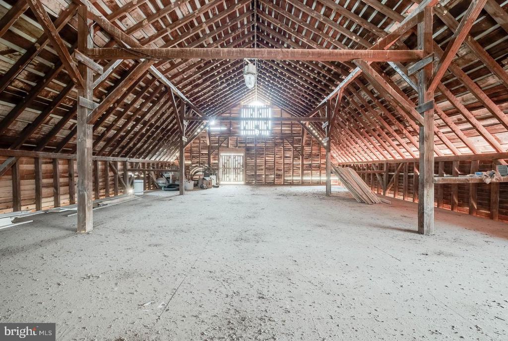 6227 LIBERTY RD, BEALETON, Virginia, 3 Bedrooms Bedrooms, ,3 BathroomsBathrooms,Residential,6227 LIBERTY RD,VAFQ2021562 MLS # VAFQ2021562