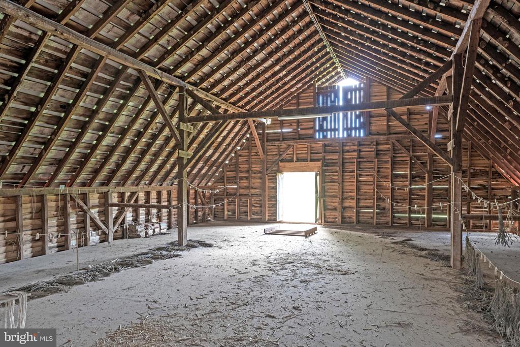 6227 LIBERTY RD, BEALETON, Virginia, 3 Bedrooms Bedrooms, ,3 BathroomsBathrooms,Residential,6227 LIBERTY RD,VAFQ2021562 MLS # VAFQ2021562