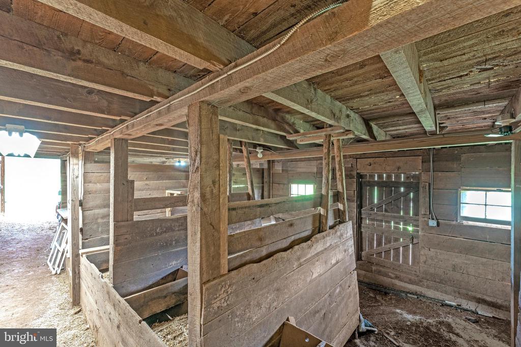 6227 LIBERTY RD, BEALETON, Virginia, 3 Bedrooms Bedrooms, ,3 BathroomsBathrooms,Residential,6227 LIBERTY RD,VAFQ2021562 MLS # VAFQ2021562