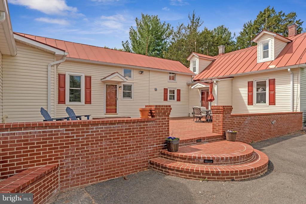 6227 LIBERTY RD, BEALETON, Virginia, 3 Bedrooms Bedrooms, ,3 BathroomsBathrooms,Residential,6227 LIBERTY RD,VAFQ2021562 MLS # VAFQ2021562