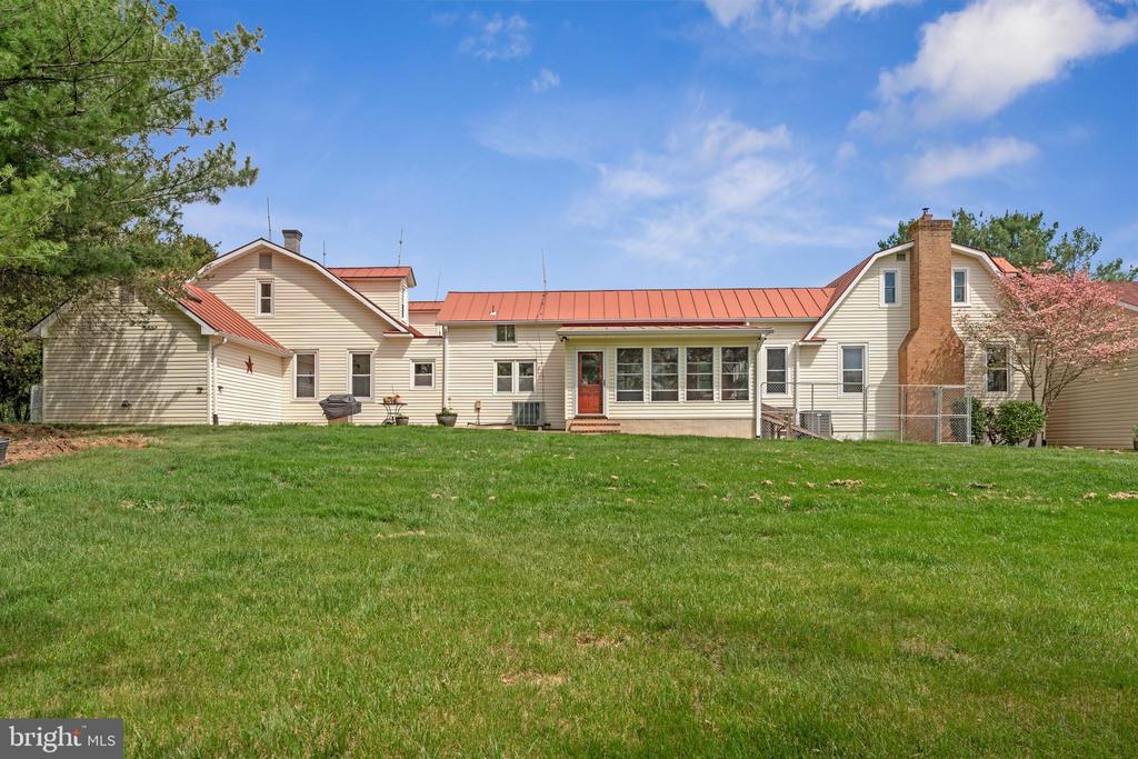 6227 LIBERTY RD, BEALETON, Virginia, 3 Bedrooms Bedrooms, ,3 BathroomsBathrooms,Residential,6227 LIBERTY RD,VAFQ2021562 MLS # VAFQ2021562