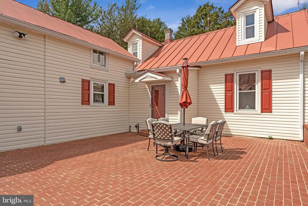 6227 LIBERTY RD, BEALETON, Virginia, 3 Bedrooms Bedrooms, ,3 BathroomsBathrooms,Residential,6227 LIBERTY RD,VAFQ2021562 MLS # VAFQ2021562