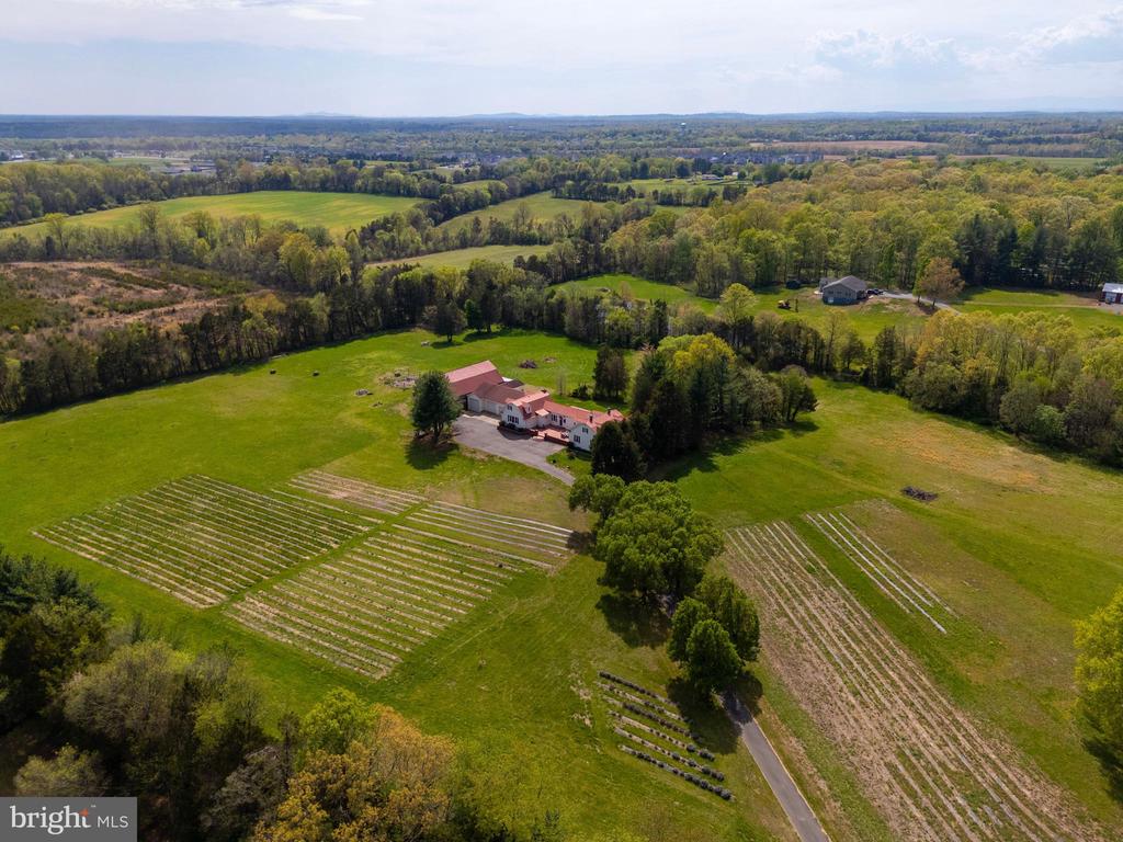 6227 LIBERTY RD, BEALETON, Virginia, 3 Bedrooms Bedrooms, ,3 BathroomsBathrooms,Residential,6227 LIBERTY RD,VAFQ2021562 MLS # VAFQ2021562