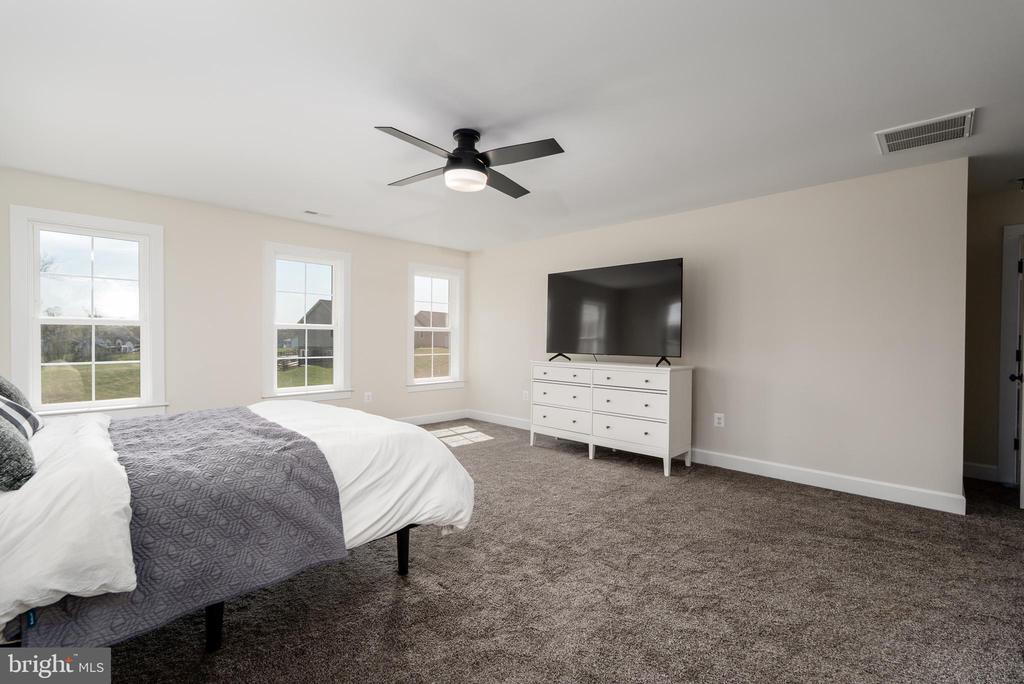 579 FAIRVIEW DR, MINERAL, Virginia 23117, 5 Bedrooms Bedrooms, ,3 BathroomsBathrooms,Residential,579 FAIRVIEW DR,VALA2009486 MLS # VALA2009486