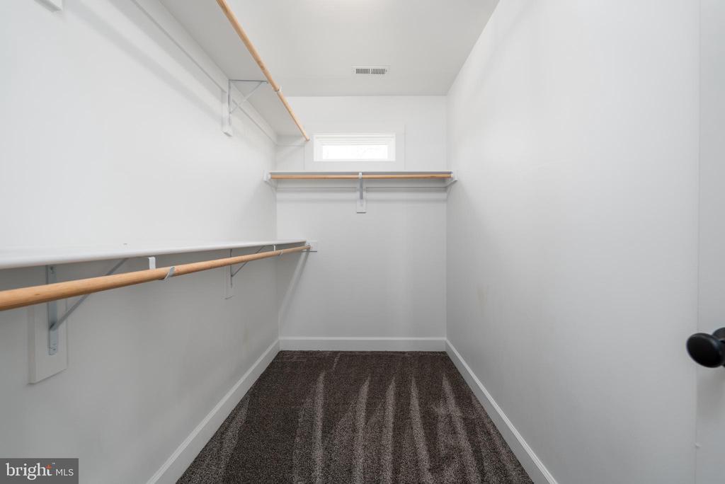 579 FAIRVIEW DR, MINERAL, Virginia 23117, 5 Bedrooms Bedrooms, ,3 BathroomsBathrooms,Residential,579 FAIRVIEW DR,VALA2009486 MLS # VALA2009486