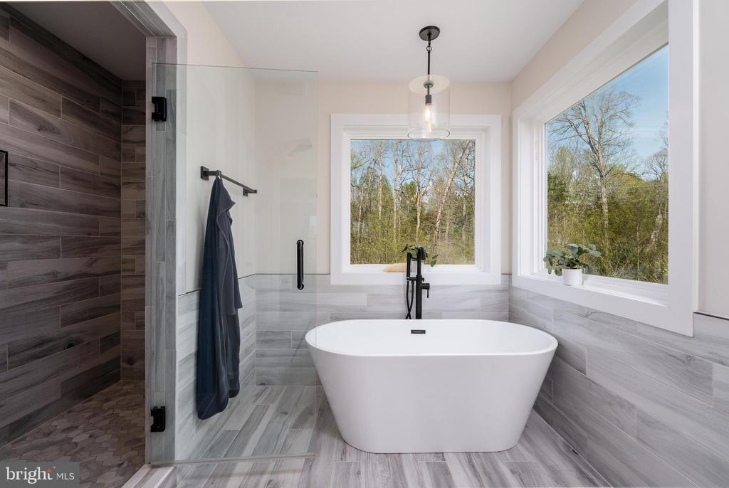 579 FAIRVIEW DR, MINERAL, Virginia 23117, 5 Bedrooms Bedrooms, ,3 BathroomsBathrooms,Residential,579 FAIRVIEW DR,VALA2009486 MLS # VALA2009486