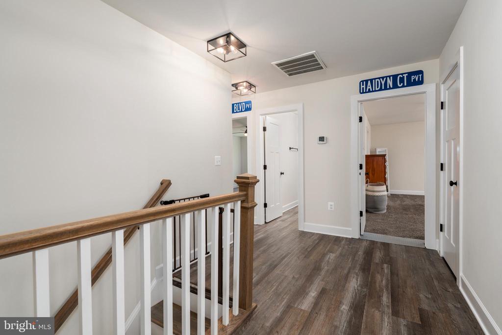 579 FAIRVIEW DR, MINERAL, Virginia 23117, 5 Bedrooms Bedrooms, ,3 BathroomsBathrooms,Residential,579 FAIRVIEW DR,VALA2009486 MLS # VALA2009486