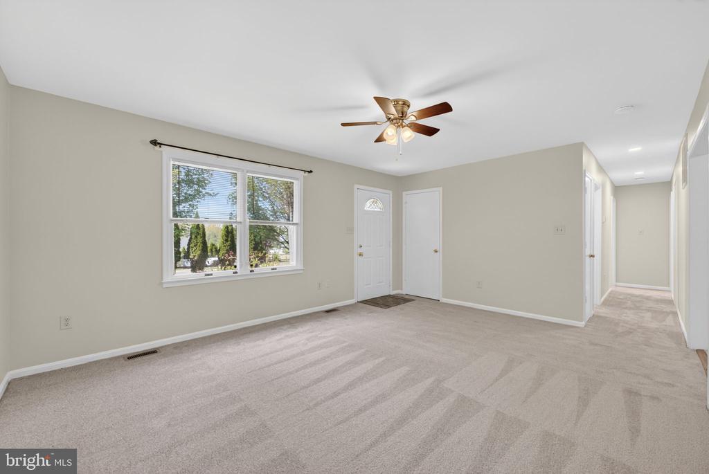 9283 SPRINGS RD, WARRENTON, Virginia 20186, 3 Bedrooms Bedrooms, ,2 BathroomsBathrooms,Residential,9283 SPRINGS RD,VAFQ2021540 MLS # VAFQ2021540