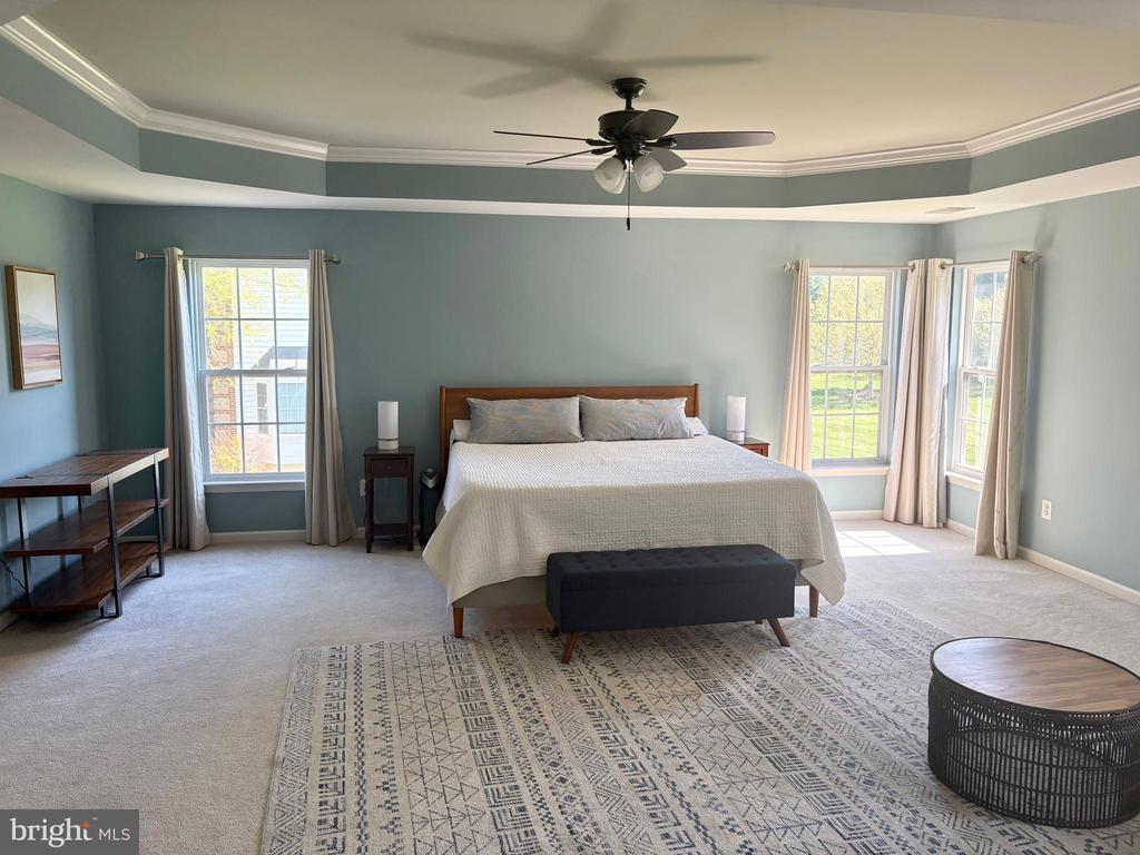 6857 EMMA CT, WARRENTON, Virginia, 5 Bedrooms Bedrooms, ,3 BathroomsBathrooms,Residential,6857 EMMA CT,VAFQ2021340 MLS # VAFQ2021340