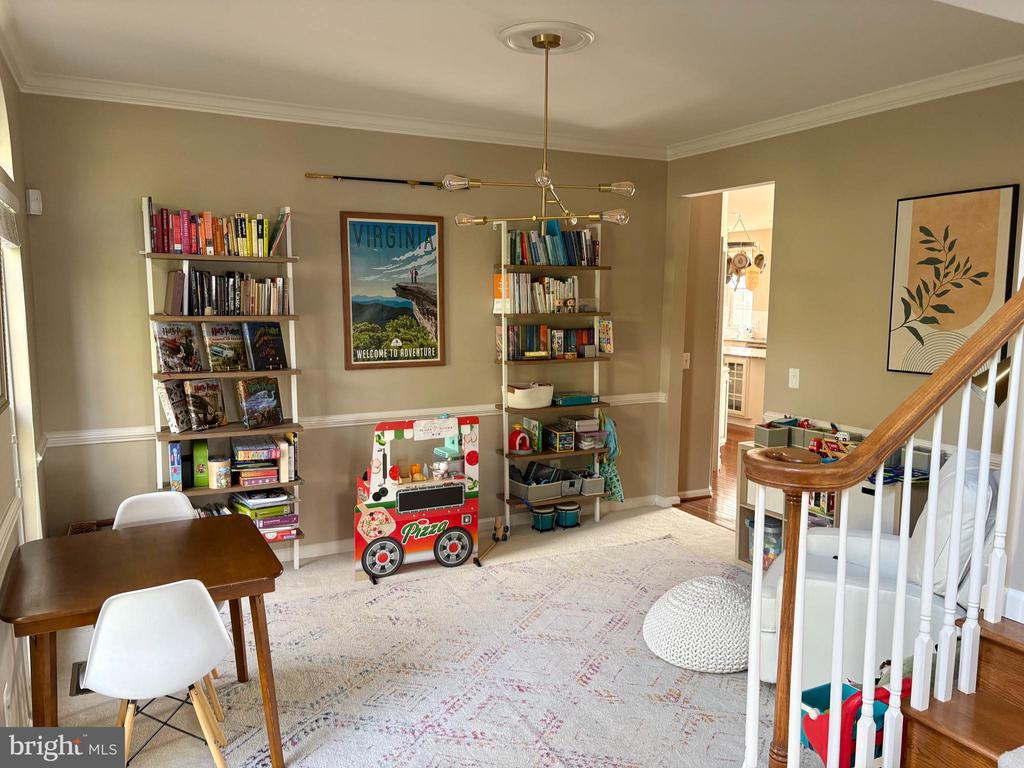 6857 EMMA CT, WARRENTON, Virginia, 5 Bedrooms Bedrooms, ,3 BathroomsBathrooms,Residential,6857 EMMA CT,VAFQ2021340 MLS # VAFQ2021340