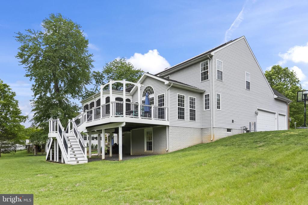 6857 EMMA CT, WARRENTON, Virginia 20187, 5 Bedrooms Bedrooms, ,3 BathroomsBathrooms,Residential,6857 EMMA CT,VAFQ2021340 MLS # VAFQ2021340
