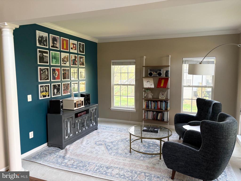 6857 EMMA CT, WARRENTON, Virginia, 5 Bedrooms Bedrooms, ,3 BathroomsBathrooms,Residential,6857 EMMA CT,VAFQ2021340 MLS # VAFQ2021340