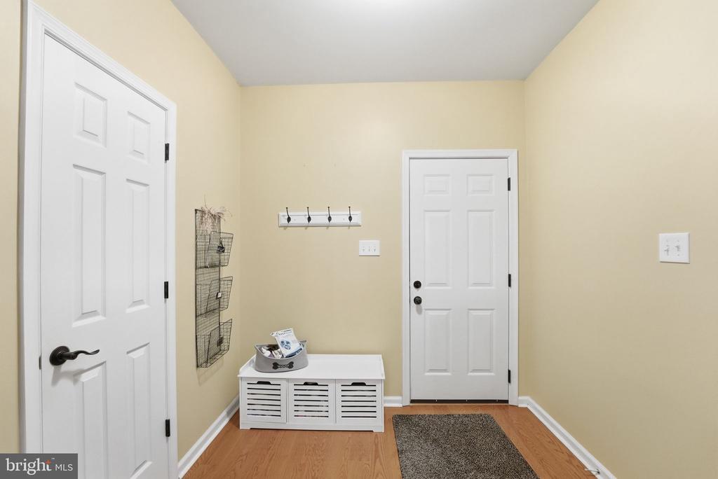 17 RIDING TRAIL LN, MADISON, Virginia 22727, 4 Bedrooms Bedrooms, ,3 BathroomsBathrooms,Residential,17 RIDING TRAIL LN,VAMA2002704 MLS # VAMA2002704