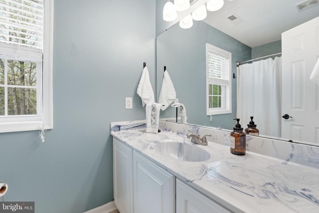 17 RIDING TRAIL LN, MADISON, Virginia 22727, 4 Bedrooms Bedrooms, ,3 BathroomsBathrooms,Residential,17 RIDING TRAIL LN,VAMA2002704 MLS # VAMA2002704