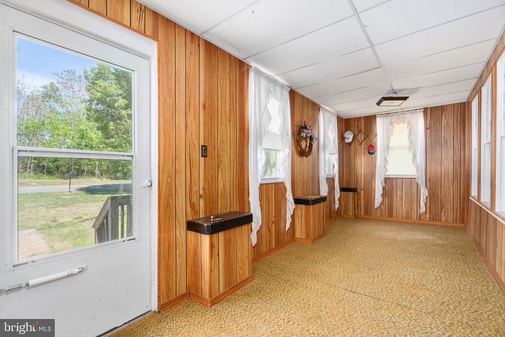 4689 FREDERICKS HALL RD, MINERAL, Virginia 23117, 5 Bedrooms Bedrooms, ,2 BathroomsBathrooms,Residential,4689 FREDERICKS HALL RD,VALA2009660 MLS # VALA2009660