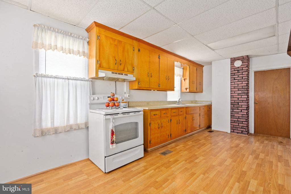 4689 FREDERICKS HALL RD, MINERAL, Virginia 23117, 5 Bedrooms Bedrooms, ,2 BathroomsBathrooms,Residential,4689 FREDERICKS HALL RD,VALA2009660 MLS # VALA2009660