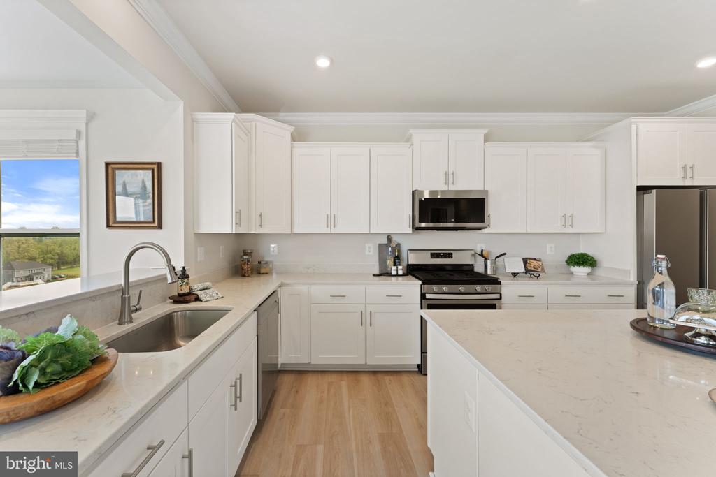 3039 CLEARVIEW FARM LANE, WARRENTON, Virginia 20186, 6 Bedrooms Bedrooms, ,5 BathroomsBathrooms,Residential,3039 CLEARVIEW FARM LANE,VAFQ2021320 MLS # VAFQ2021320