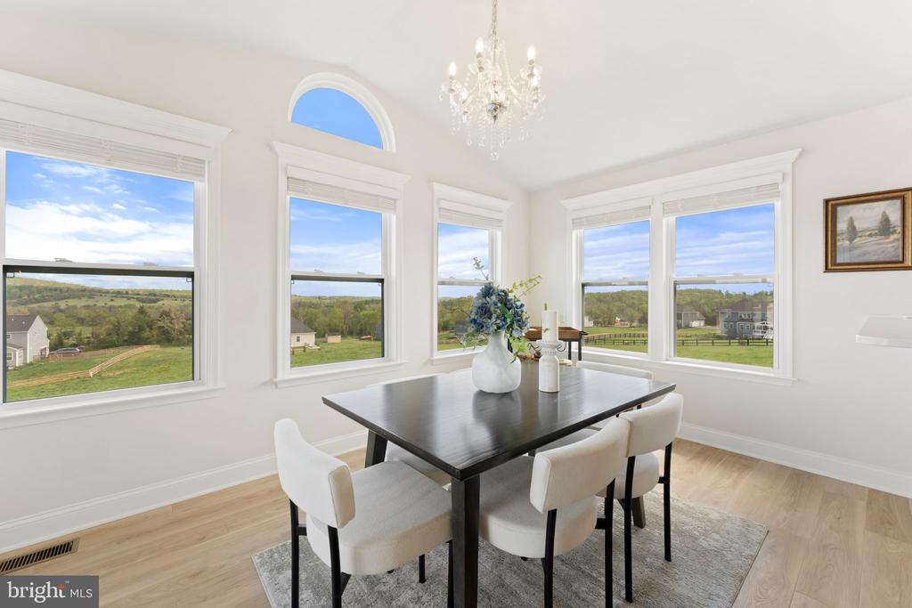 3039 CLEARVIEW FARM LANE, WARRENTON, Virginia 20186, 6 Bedrooms Bedrooms, ,5 BathroomsBathrooms,Residential,3039 CLEARVIEW FARM LANE,VAFQ2021320 MLS # VAFQ2021320