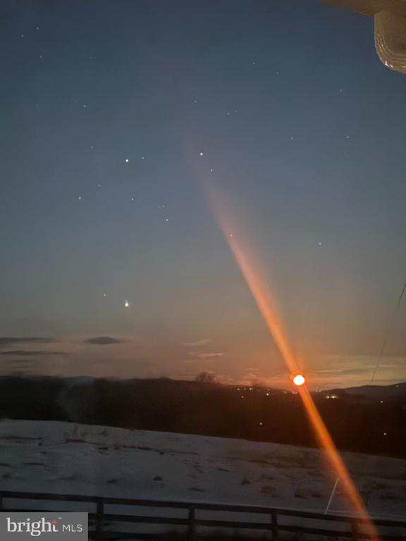 3039 CLEARVIEW FARM LANE, WARRENTON, Virginia 20186, 6 Bedrooms Bedrooms, ,5 BathroomsBathrooms,Residential,3039 CLEARVIEW FARM LANE,VAFQ2021320 MLS # VAFQ2021320