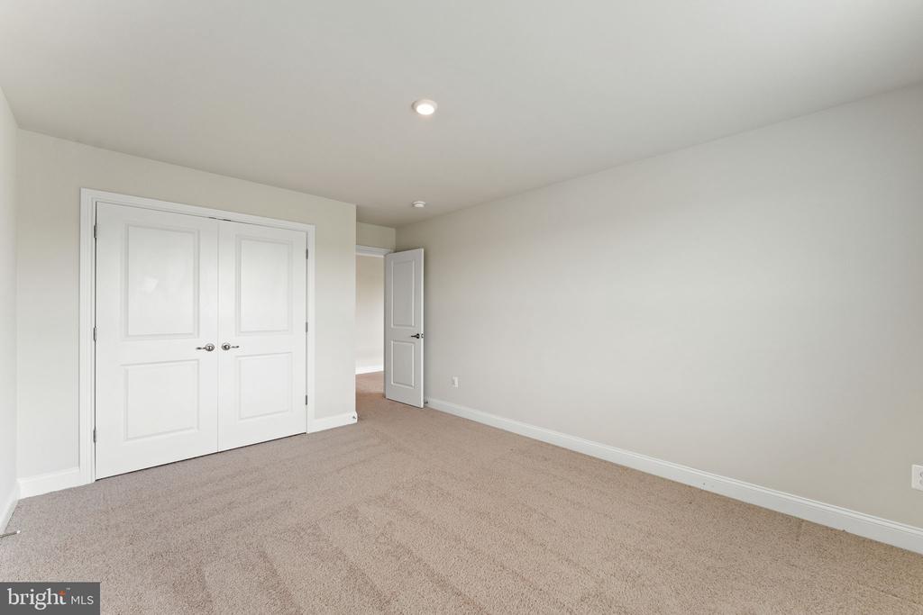 3039 CLEARVIEW FARM LANE, WARRENTON, Virginia 20186, 6 Bedrooms Bedrooms, ,5 BathroomsBathrooms,Residential,3039 CLEARVIEW FARM LANE,VAFQ2021320 MLS # VAFQ2021320