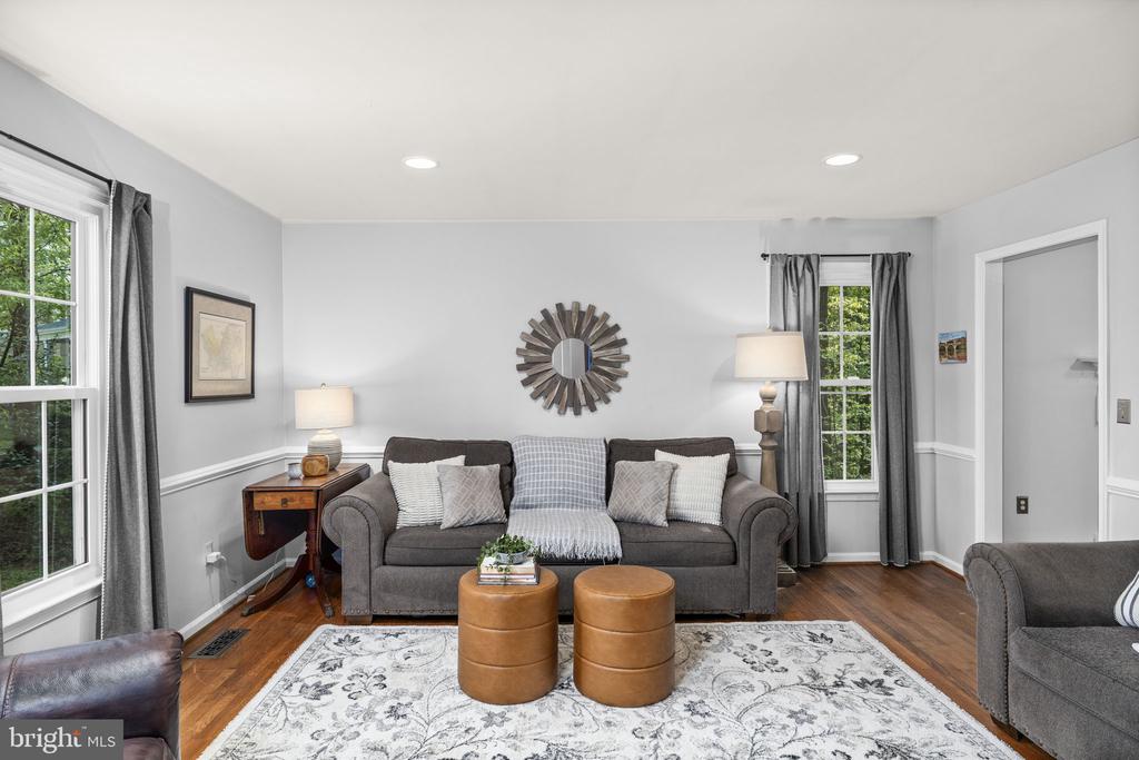 4406 HILLTOP CT, FREDERICKSBURG, Virginia 22408, 3 Bedrooms Bedrooms, ,2 BathroomsBathrooms,Residential,4406 HILLTOP CT,VASP2041006 MLS # VASP2041006