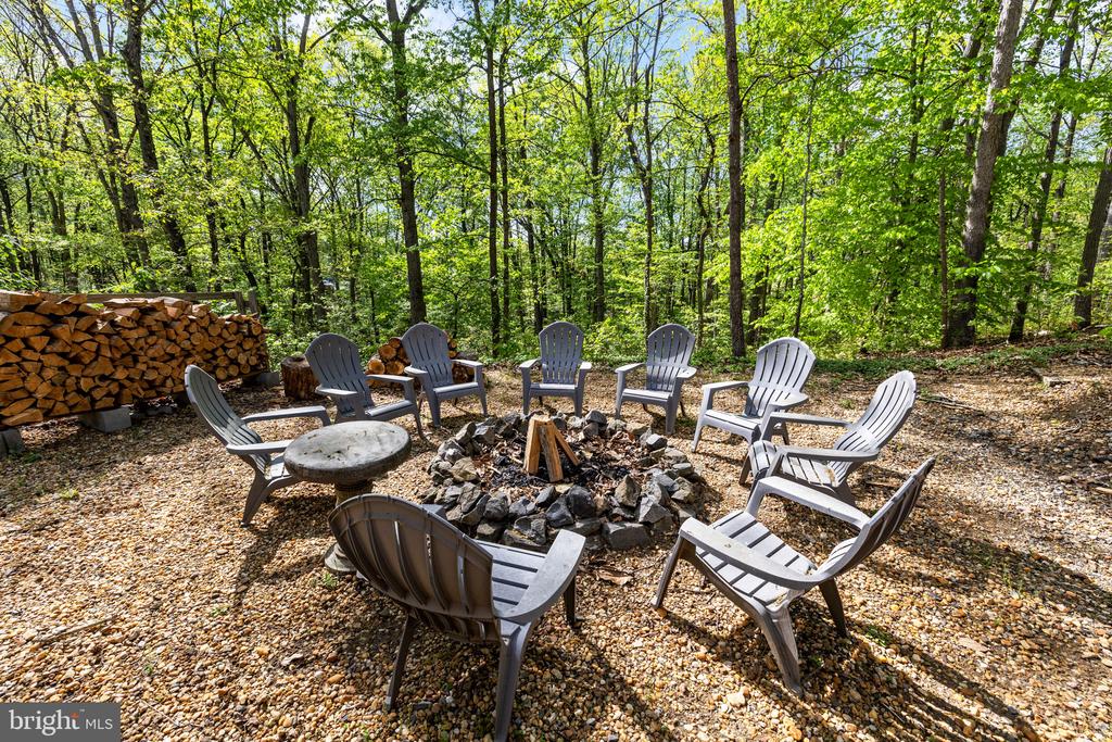 4406 HILLTOP CT, FREDERICKSBURG, Virginia 22408, 3 Bedrooms Bedrooms, ,2 BathroomsBathrooms,Residential,4406 HILLTOP CT,VASP2041006 MLS # VASP2041006