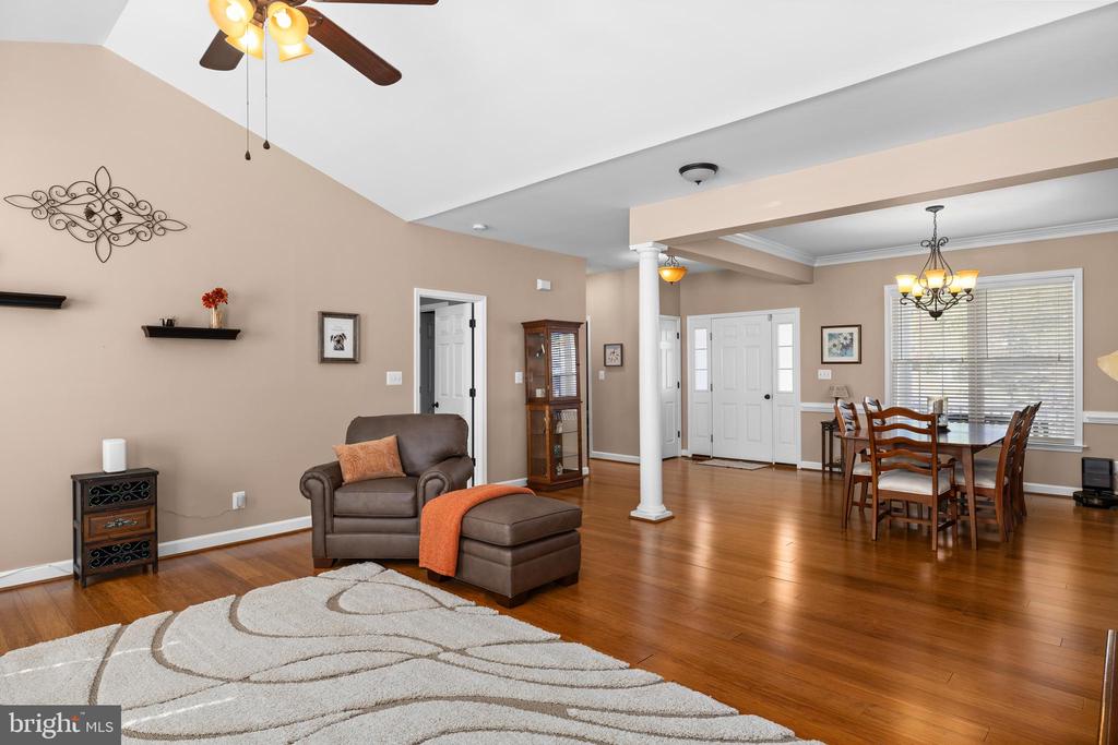 10202 SPRING CREEK DR, SPOTSYLVANIA, Virginia 22553, 4 Bedrooms Bedrooms, ,3 BathroomsBathrooms,Residential,10202 SPRING CREEK DR,VASP2038662 MLS # VASP2038662