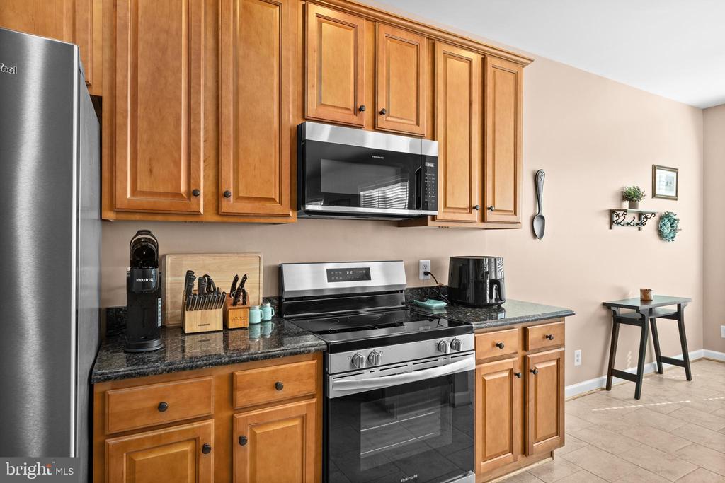 10202 SPRING CREEK DR, SPOTSYLVANIA, Virginia 22553, 4 Bedrooms Bedrooms, ,3 BathroomsBathrooms,Residential,10202 SPRING CREEK DR,VASP2038662 MLS # VASP2038662