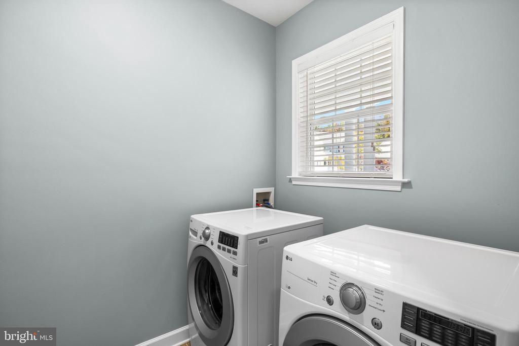 10202 SPRING CREEK DR, SPOTSYLVANIA, Virginia 22553, 4 Bedrooms Bedrooms, ,3 BathroomsBathrooms,Residential,10202 SPRING CREEK DR,VASP2038662 MLS # VASP2038662