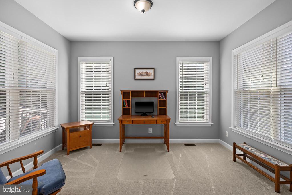 10202 SPRING CREEK DR, SPOTSYLVANIA, Virginia 22553, 4 Bedrooms Bedrooms, ,3 BathroomsBathrooms,Residential,10202 SPRING CREEK DR,VASP2038662 MLS # VASP2038662