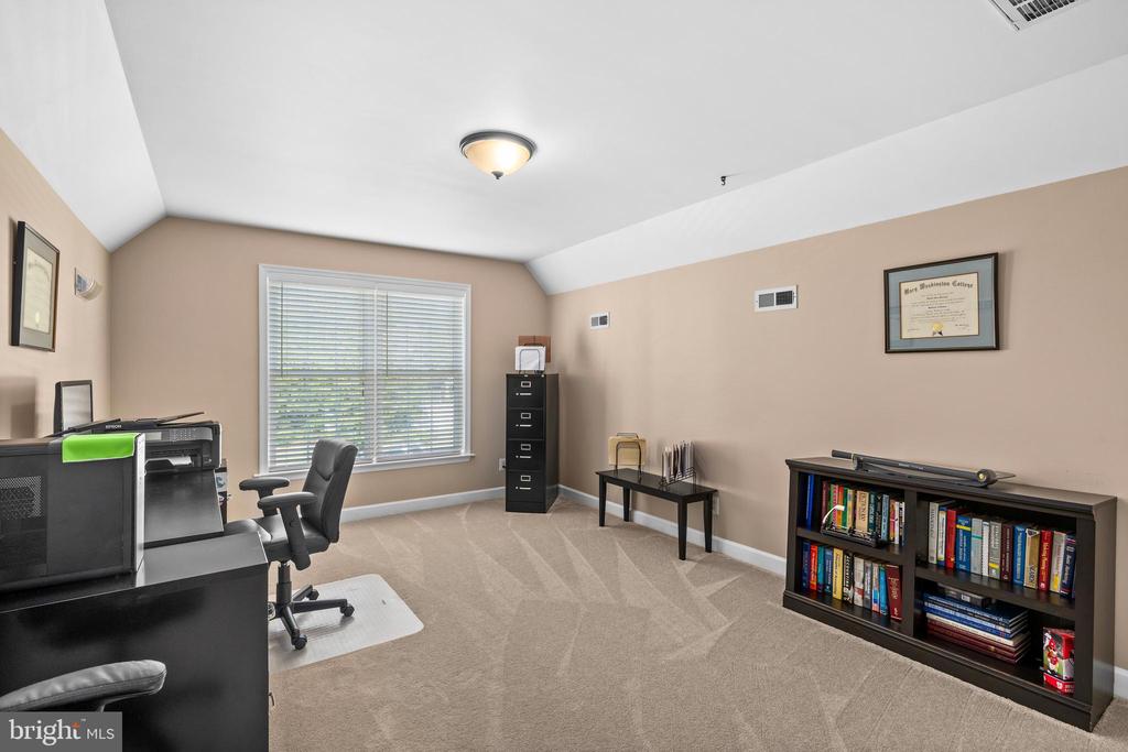 10202 SPRING CREEK DR, SPOTSYLVANIA, Virginia 22553, 4 Bedrooms Bedrooms, ,3 BathroomsBathrooms,Residential,10202 SPRING CREEK DR,VASP2038662 MLS # VASP2038662