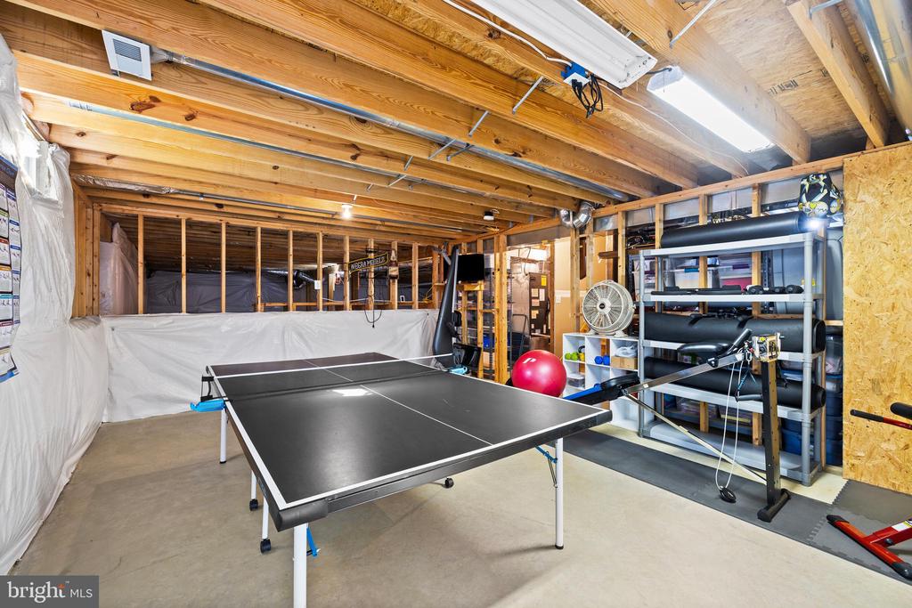 10202 SPRING CREEK DR, SPOTSYLVANIA, Virginia 22553, 4 Bedrooms Bedrooms, ,3 BathroomsBathrooms,Residential,10202 SPRING CREEK DR,VASP2038662 MLS # VASP2038662