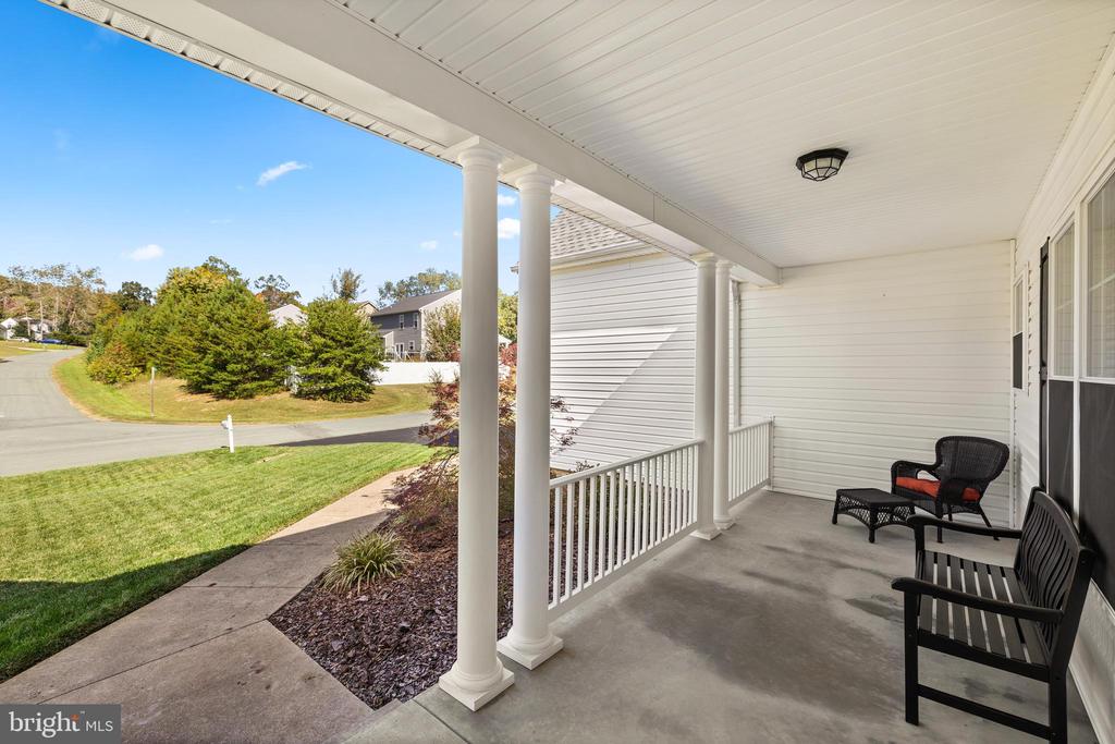 10202 SPRING CREEK DR, SPOTSYLVANIA, Virginia 22553, 4 Bedrooms Bedrooms, ,3 BathroomsBathrooms,Residential,10202 SPRING CREEK DR,VASP2038662 MLS # VASP2038662