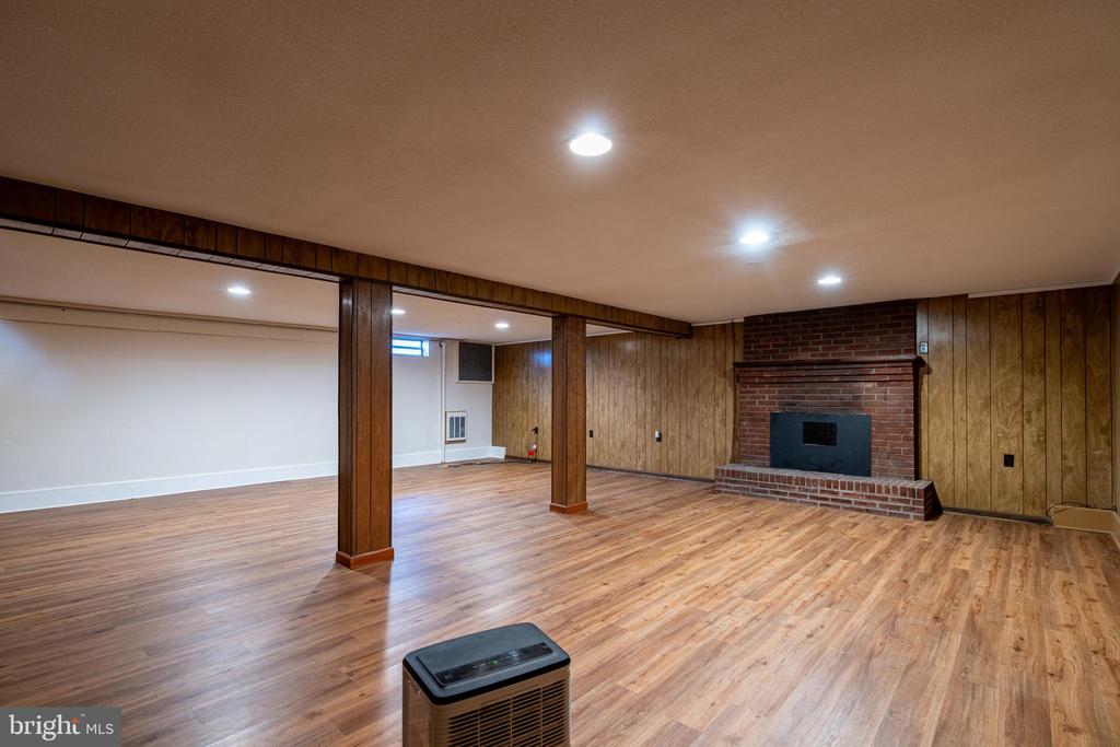 25 WOODLAND PARK DR, LURAY, Virginia 22835, 4 Bedrooms Bedrooms, ,2 BathroomsBathrooms,Residential,25 WOODLAND PARK DR,VAPA2006212 MLS # VAPA2006212