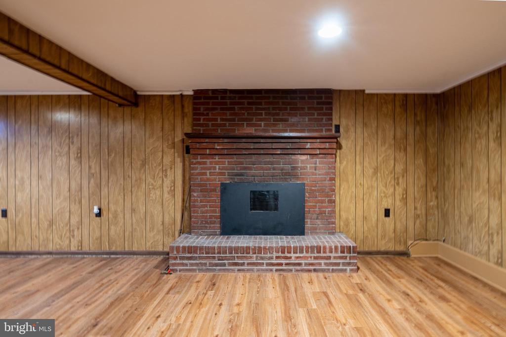 25 WOODLAND PARK DR, LURAY, Virginia 22835, 4 Bedrooms Bedrooms, ,2 BathroomsBathrooms,Residential,25 WOODLAND PARK DR,VAPA2006212 MLS # VAPA2006212