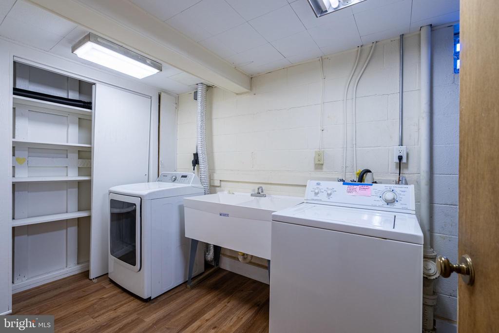 25 WOODLAND PARK DR, LURAY, Virginia 22835, 4 Bedrooms Bedrooms, ,2 BathroomsBathrooms,Residential,25 WOODLAND PARK DR,VAPA2006212 MLS # VAPA2006212