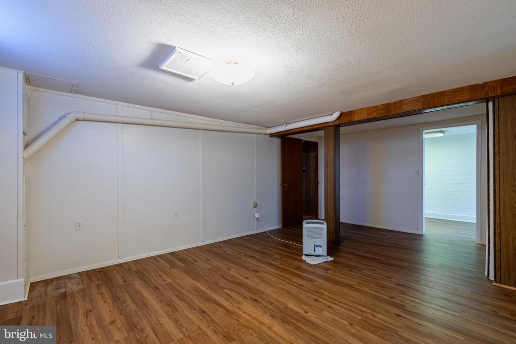 25 WOODLAND PARK DR, LURAY, Virginia 22835, 4 Bedrooms Bedrooms, ,2 BathroomsBathrooms,Residential,25 WOODLAND PARK DR,VAPA2006212 MLS # VAPA2006212