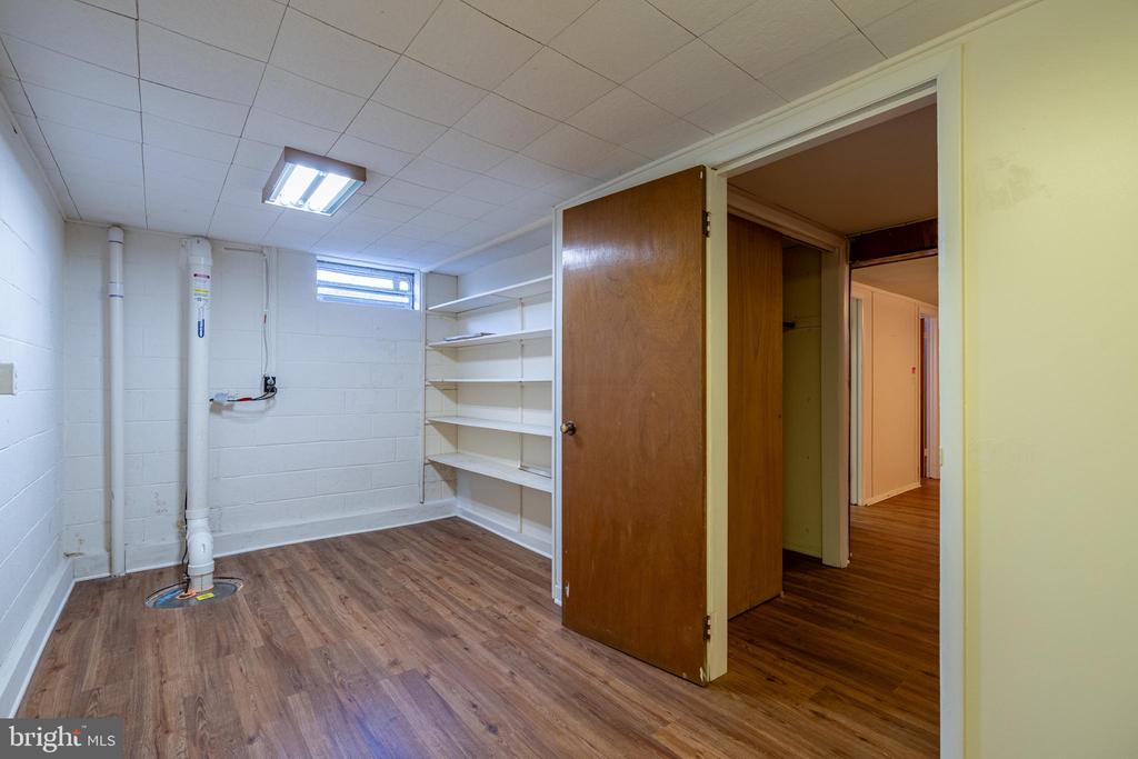 25 WOODLAND PARK DR, LURAY, Virginia 22835, 4 Bedrooms Bedrooms, ,2 BathroomsBathrooms,Residential,25 WOODLAND PARK DR,VAPA2006212 MLS # VAPA2006212