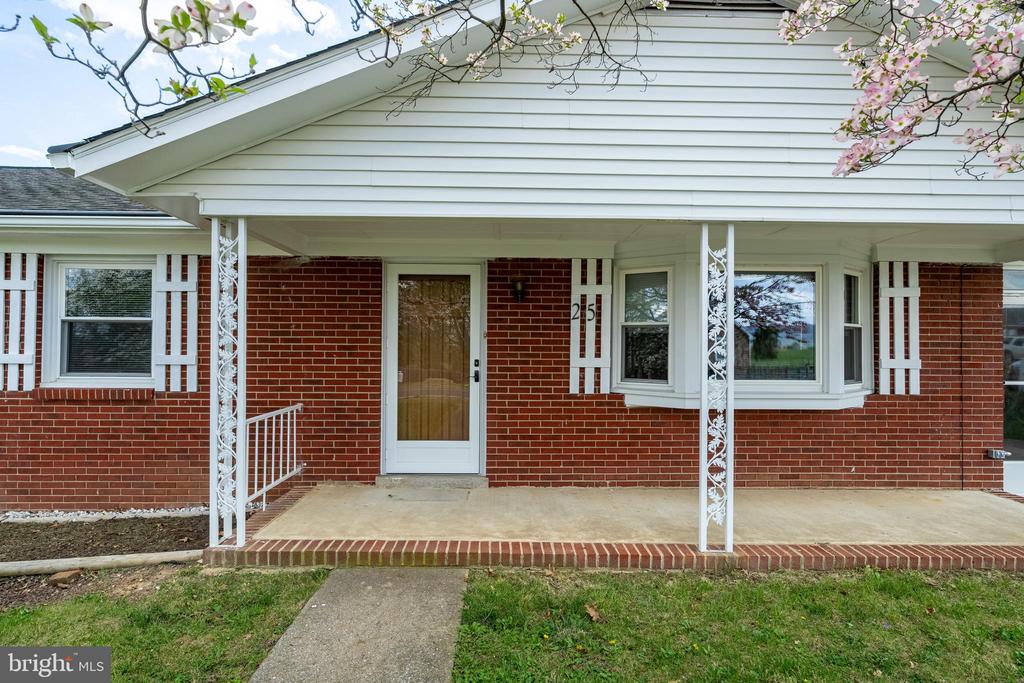 25 WOODLAND PARK DR, LURAY, Virginia 22835, 4 Bedrooms Bedrooms, ,2 BathroomsBathrooms,Residential,25 WOODLAND PARK DR,VAPA2006212 MLS # VAPA2006212