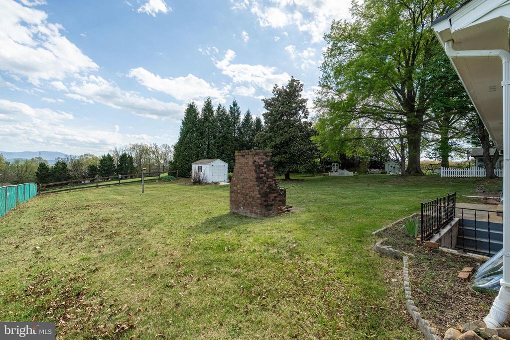 25 WOODLAND PARK DR, LURAY, Virginia 22835, 4 Bedrooms Bedrooms, ,2 BathroomsBathrooms,Residential,25 WOODLAND PARK DR,VAPA2006212 MLS # VAPA2006212