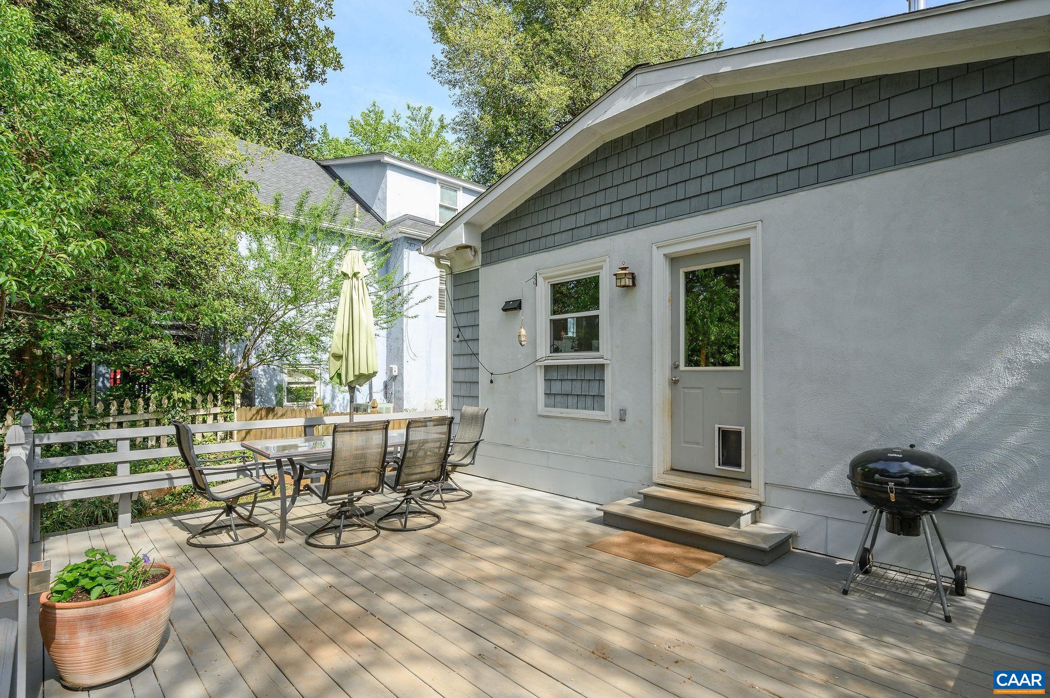 822 MONTICELLO AVE, CHARLOTTESVILLE, Virginia 22902, 3 Bedrooms Bedrooms, ,2 BathroomsBathrooms,Residential,822 MONTICELLO AVE,675657 MLS # 675657