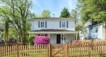 822 MONTICELLO AVE, CHARLOTTESVILLE, Virginia 22902, 3 Bedrooms Bedrooms, ,2 BathroomsBathrooms,Residential,822 MONTICELLO AVE,675657 MLS # 675657