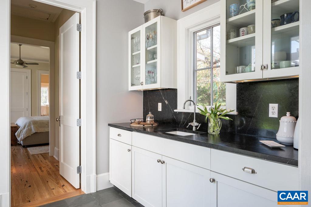 6877 HARVEST FARMS LN, CROZET, Virginia 22932, 4 Bedrooms Bedrooms, ,4 BathroomsBathrooms,Residential,6877 HARVEST FARMS LN,675834 MLS # 675834