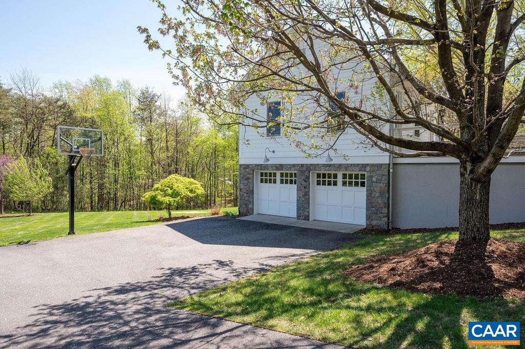 6877 HARVEST FARMS LN, CROZET, Virginia 22932, 4 Bedrooms Bedrooms, ,4 BathroomsBathrooms,Residential,6877 HARVEST FARMS LN,675834 MLS # 675834